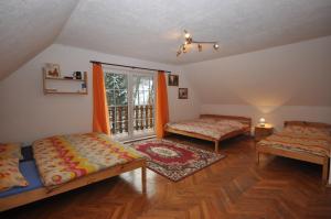 Fotografie z fotogalerie ubytování Holiday home Mrklov/Riesengebirge 2468 v destinaci Mrklov