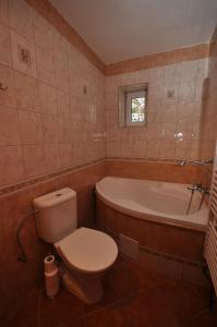 Fotografie z fotogalerie ubytování Holiday home Mrklov/Riesengebirge 2468 v destinaci Mrklov + 12 fotografií