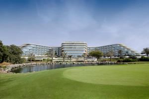 JA Lake View Hotel, Dubai