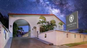 a building with a starry sky in the background at Glenlyon Lodge - Gladstone in Gladstone