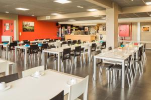 Restaurace v ubytování Hostel De Veurs