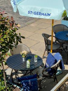 En restaurant eller et andet spisested på Rabble
