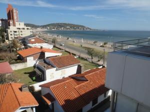 a view of the ocean from the roof of a building at Beaulieu in Piriápolis