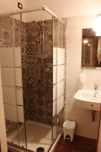 A bathroom at Le Dame Della Cortesella B&B