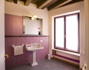 Koupelna v ubytování Residenza CuordiVerona + 21 fotografií
