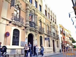 Gallery image of Duplex en Alfonso XII in Seville