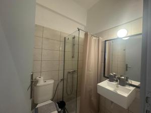 Gallery image of Zorbas in Sougia
