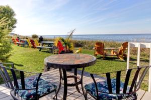 Afbeelding uit fotogalerij van Motel Appartements le Saint-Patrick in Sainte-Flavie