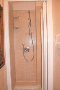 Vannituba majutusasutuses Navona Secret Suite