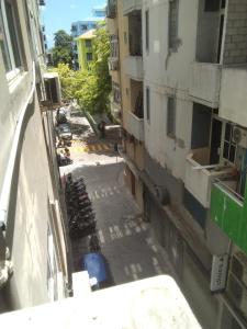 an overhead view of an alley between two buildings at MSM DIAMOND guesthouse 1 in Male City