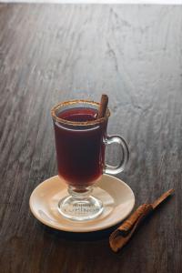 Kaffee-/Teezubehör in der Unterkunft Luminor Hotel Pecenongan Jakarta By WH