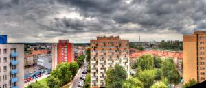 widok na miasto z wysokimi budynkami w obiekcie Zabrze Centrum Apartament w Zabrzu