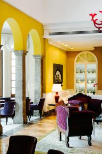 Гостиная зона в The Ashbee Hotel