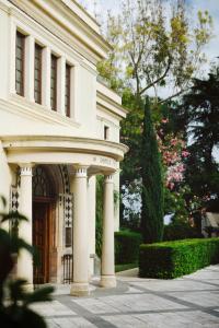 Сад в The Ashbee Hotel