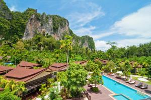 Bazén v ubytování Aonang Phu Petra Resort, Krabi - SHA Plus nebo v jeho okolí