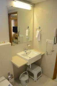 Koupelna v ubytování Hotel Yuvraj