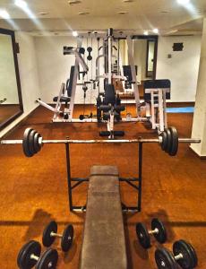 Fitness centrum a/nebo fitness zařízení v ubytování Six Corners Resort