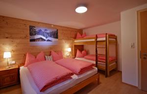 Postel nebo postele na pokoji v ubytování Ferienhaus Oberboden