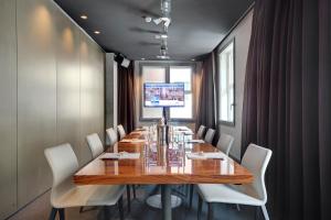 TV o dispositivi per l'intrattenimento presso ME Milan Il Duca