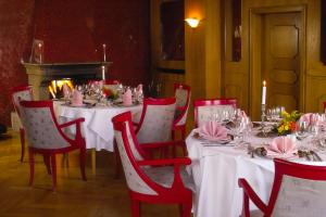En restaurant eller et spisested på Wagners Hotel im Thüringer Wald