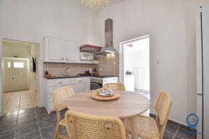 Gallery image of Casa Algarvia by MTPhomes in Pêra