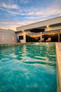 Foto de Espaço DTR - casa aconchegante com piscina e sinuca