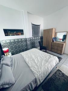 Gallery image of Coquette studio à la marsa in Tunis +5 photos