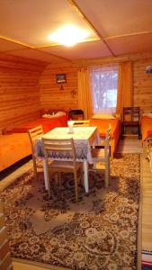 Posezení v ubytování Kalamehe Farmstay