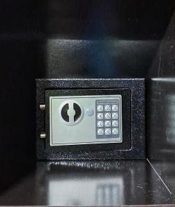 a microwave oven with the door open on a table at Mixtlaxotla Zacatlán Tours in Zacatlán
