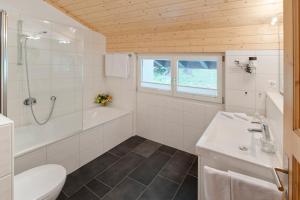 Koupelna v ubytování Apartments Styria + 29 fotografií