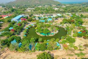 an aerial view of the splash park at the theme park at แฝดสามการ์เด้นท์รีสอร์ท แสมสาร Fadsarm Garden Resort Samaesan in Sattahip