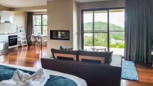 Gallery image of Blue Summit Cottages in Maleny