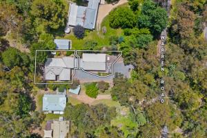 an aerial view of a house with a driveway at Kookaburra Retreat in Halls Gap
