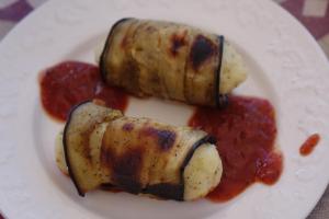 a plate of food with meat and tomato sauce at Chez youba in Azilal +17 photos