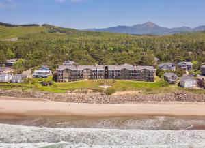 an aerial view of a resort on the beach at Cavalier Condos #32 in Lincoln City