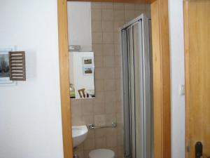 Koupelna v ubytování Pension zum Lusenblick + 7 fotografií