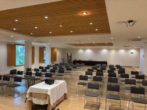 Zona de negocis o sala de conferències de Hotel Palacio Azteca Tijuana, Trademark by Wyndham 138 fotos més
