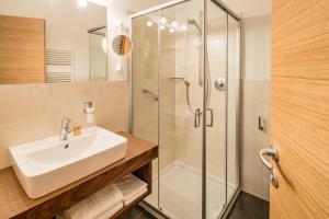 Koupelna v ubytování Gasthof Hotel Terzer + 37 fotografií