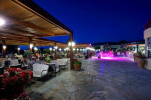 A restaurant or other place to eat at Kalimera Kriti Hotel & Village Resort