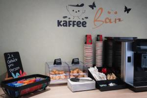 a office with a karate bar on the wall at Bayer's City Hotel in Munich +64 photos