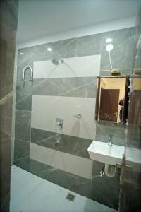 Gallery image of HoTEL RUDRA in Rudrapur