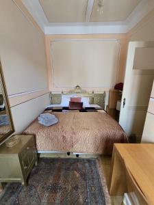 a bedroom with a bed in a room at Villa Rosa Boutique in Almancil