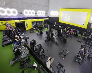an overhead view of a gym with people in equipment at CASA Di EDO in Brindisi