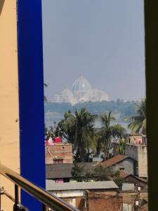 Gallery image of Weaver lodge & banquet in Navadwīp