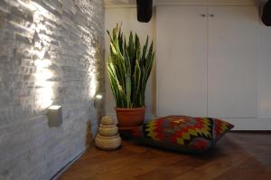 A seating area at Loft Due Cuori con terrazza
