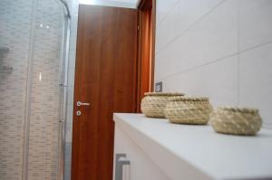 A bathroom at Loft Due Cuori con terrazza