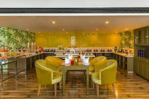 Gallery image of Mosaic Hotel Mussoorie Mallroad in Mussoorie
