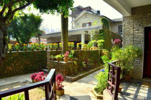 Taman di luar Mum's Garden Resort