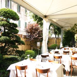 Restaurace v ubytování Nine Hotel