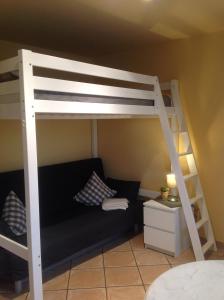 Postel nebo postele na pokoji v ubytování Privatzimmer Spahn in Mühlheim